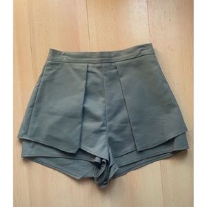Green White Fox Boutique High-Waisted Shorts